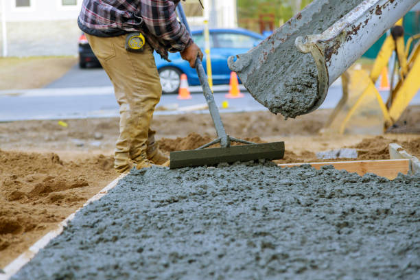 Best Concrete Patio Design and Installation in Oelwein, IA
